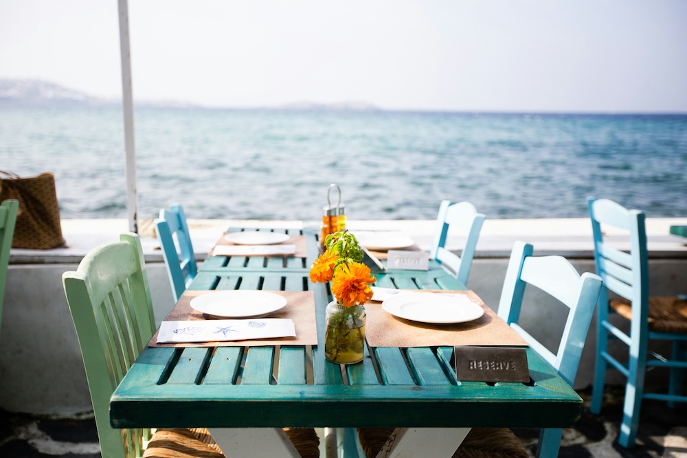Top Waterfront Restaurants Near Folly Beach